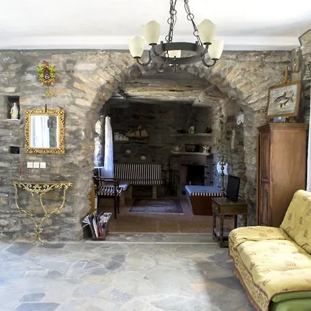 Charming House In Kastanies With Fireplace And View * Ioulis