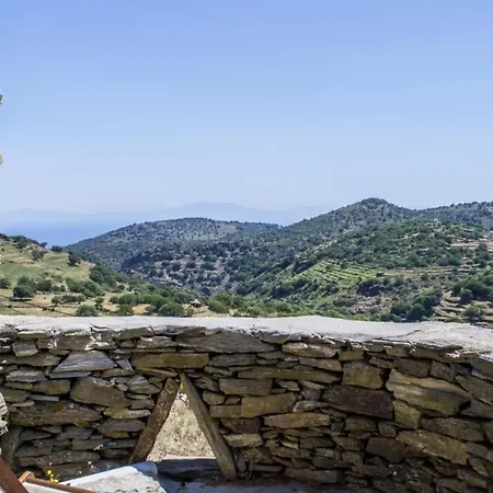 Charming House In Kastanies With Fireplace And View Hébergement de vacances *